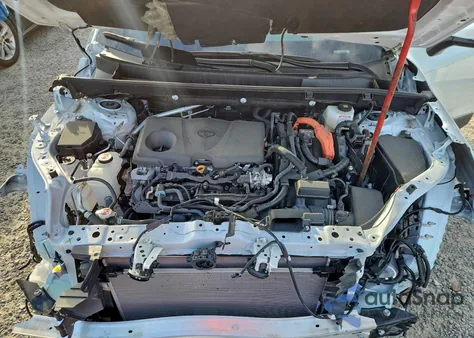 2024 Toyota Rav4 Xle Premium из США, поврежденный, VIN 4T3B6RFV2RU175146